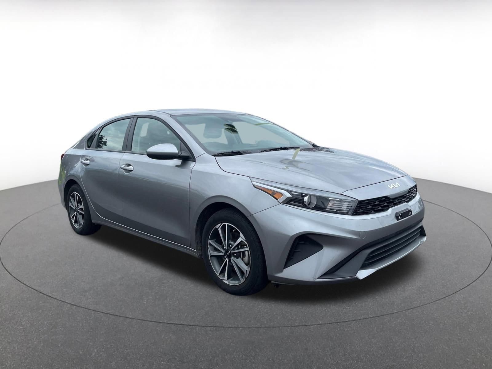 Thumbnail: 2024 Kia Forte - 1