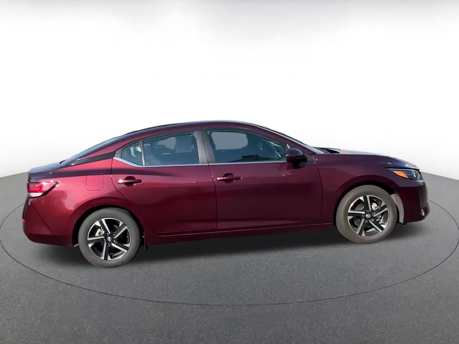 Thumbnail: 2024 Nissan Sentra - 9