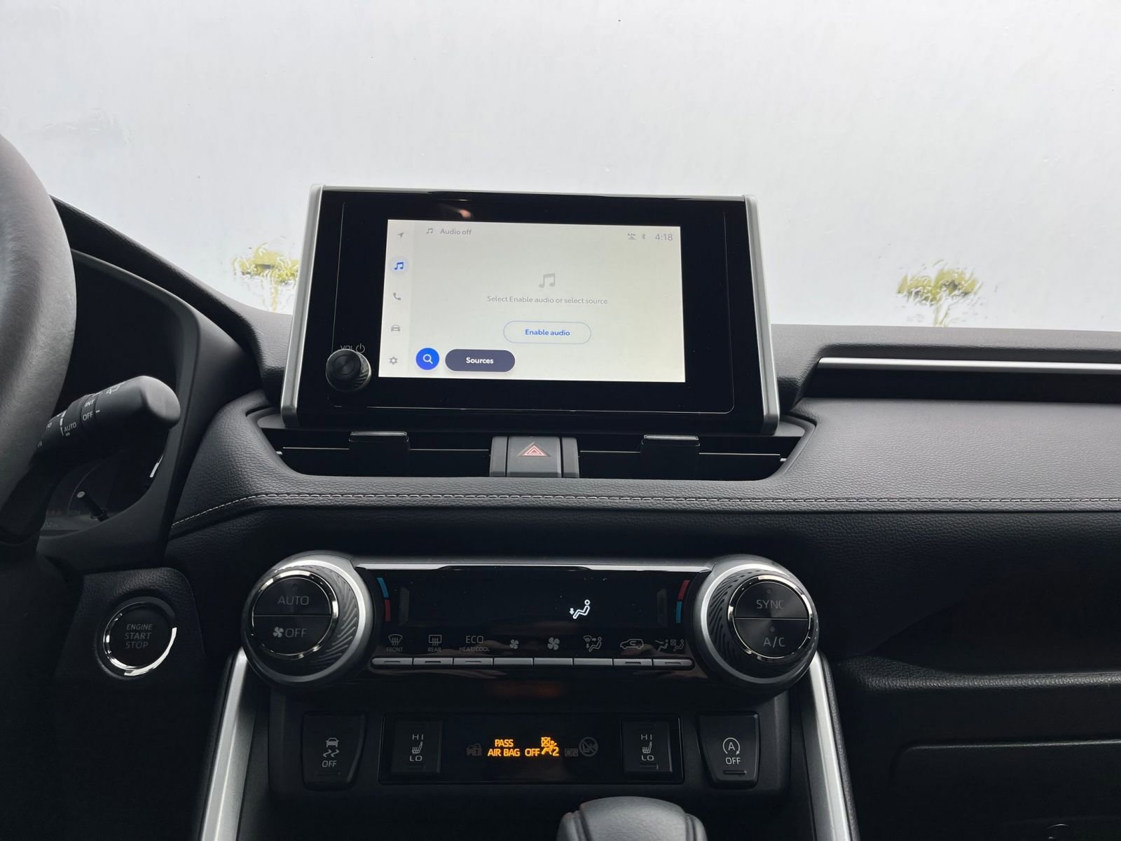 Thumbnail: 2025 Toyota RAV4 - 22