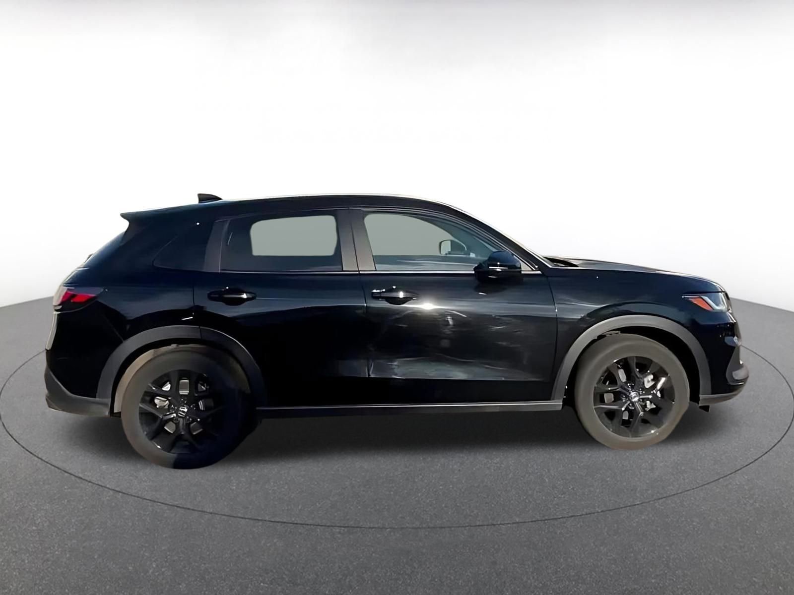 Thumbnail: 2025 Honda HR-V - 12