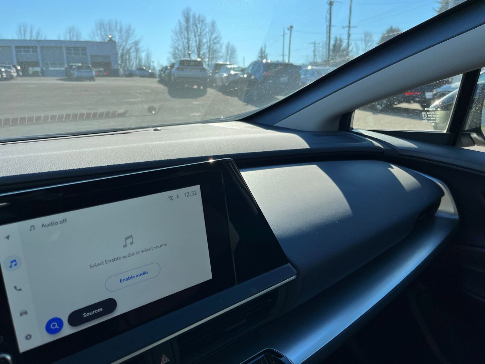 Thumbnail: 2025 Toyota Prius - 33