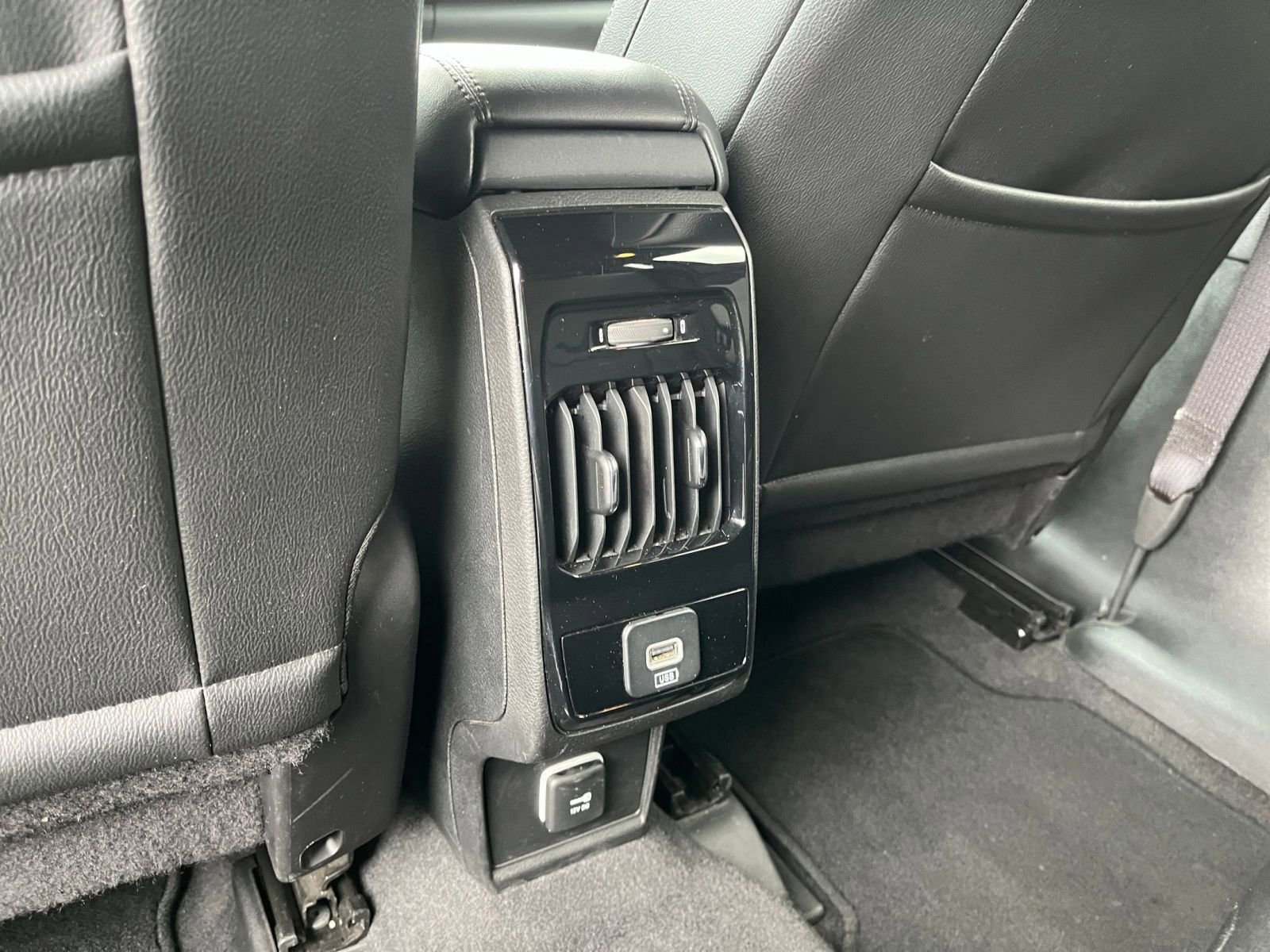 Thumbnail: 2025 Jeep Compass - 24