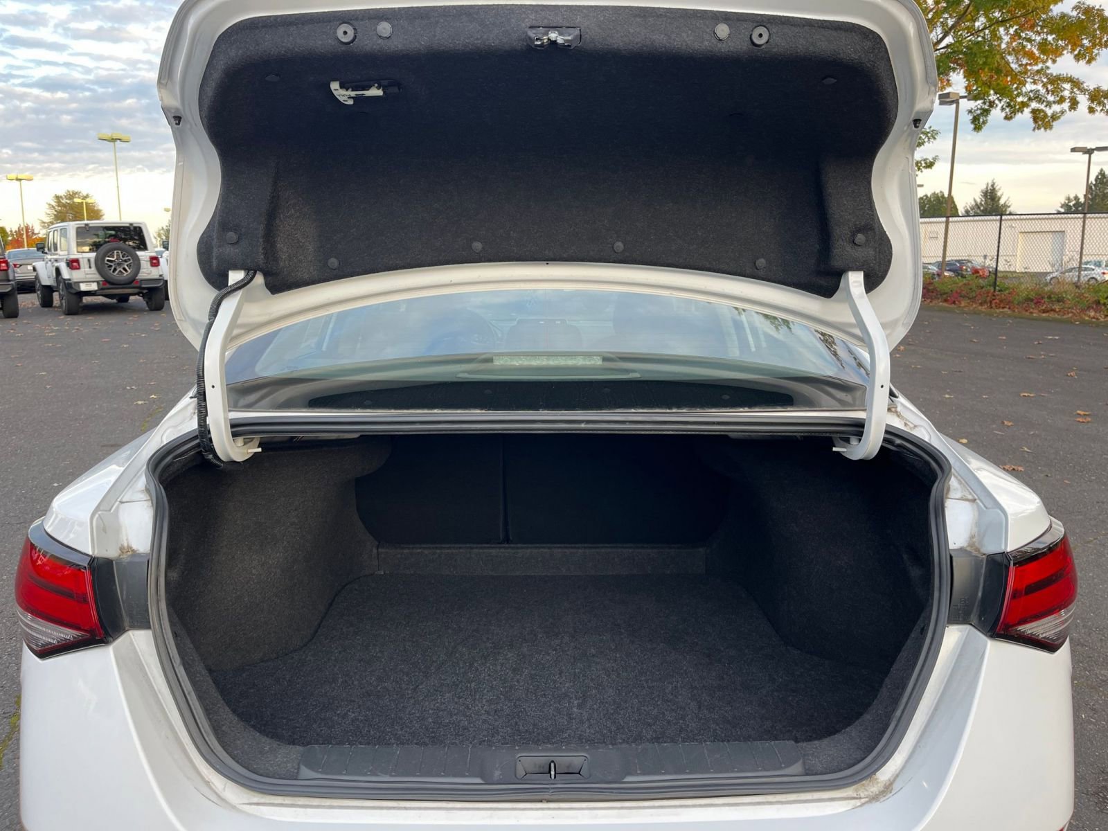 Thumbnail: 2024 Nissan Sentra - 29