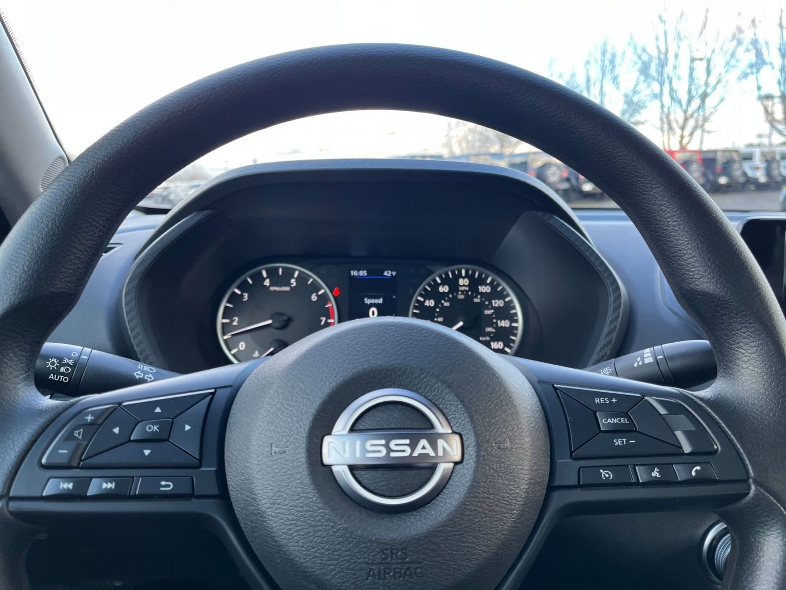 Thumbnail: 2025 Nissan Sentra - 25