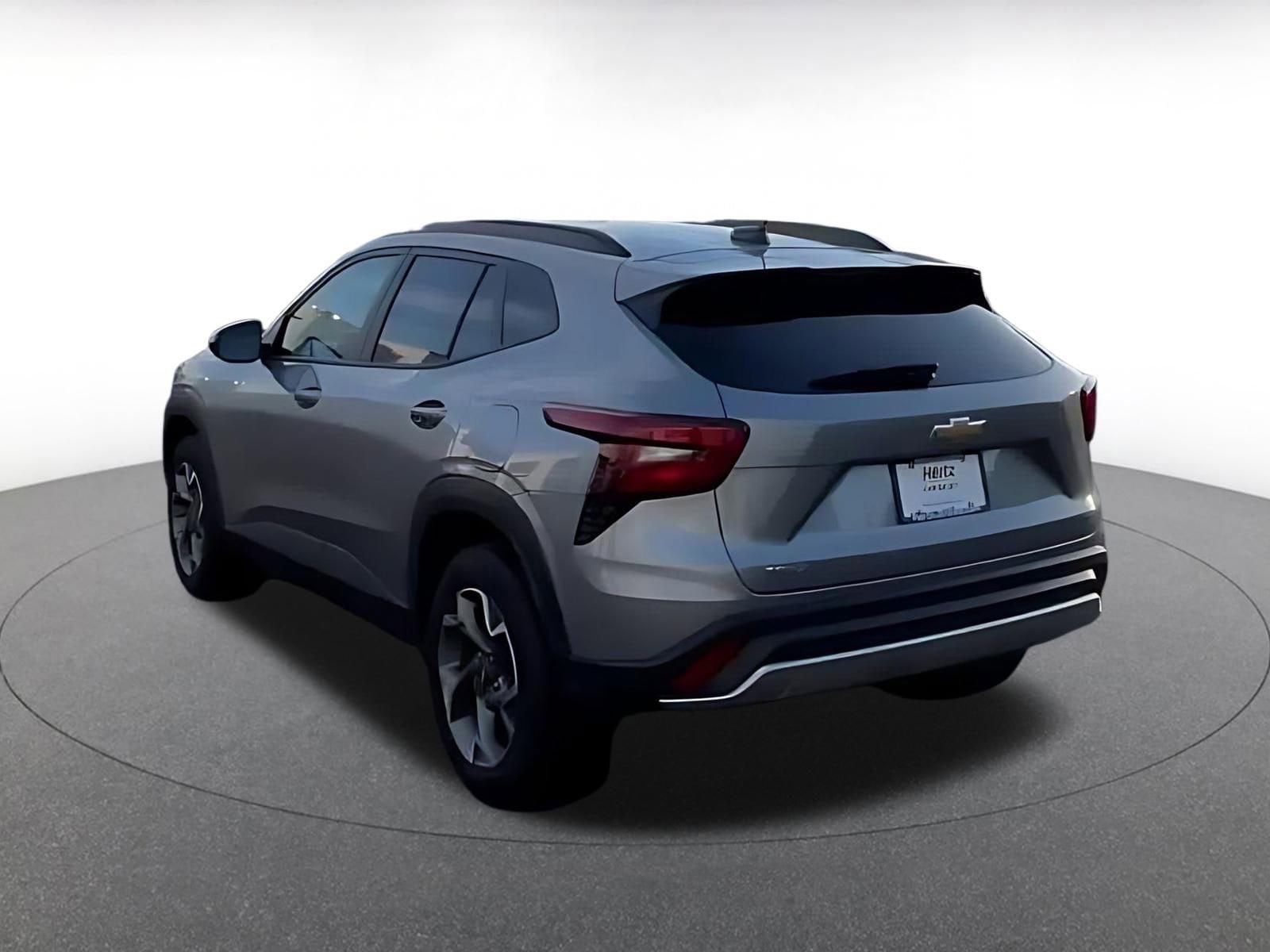 Thumbnail: 2025 Chevrolet Trax - 11