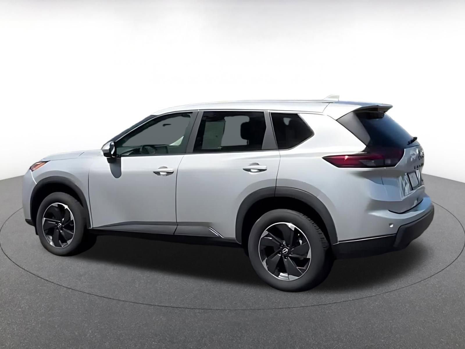 Thumbnail: 2025 Nissan Rogue - 10