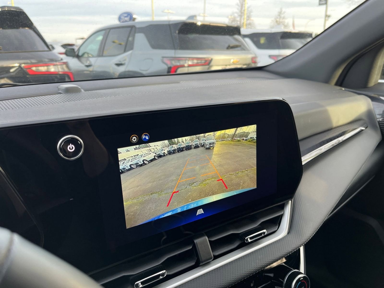 Thumbnail: 2025 Chevrolet Equinox - 18