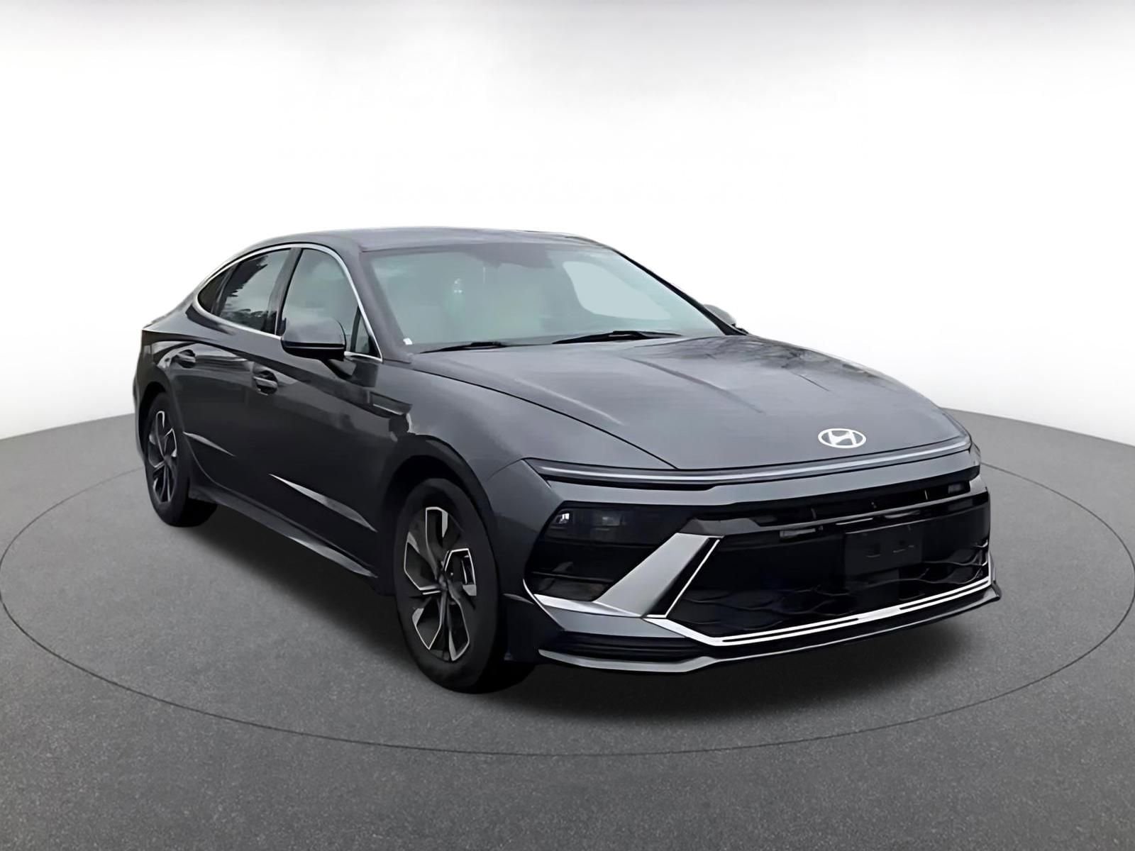 Thumbnail: 2025 Hyundai Sonata - 3