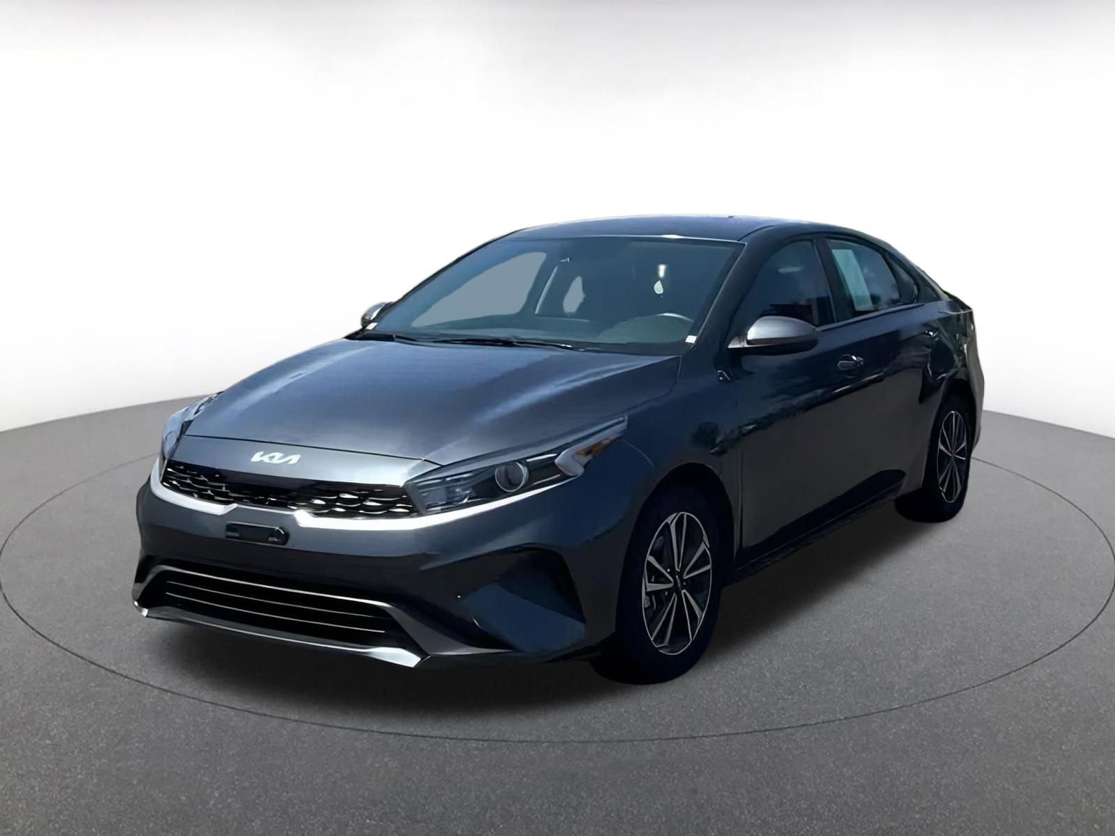 Thumbnail: 2024 Kia Forte - 8