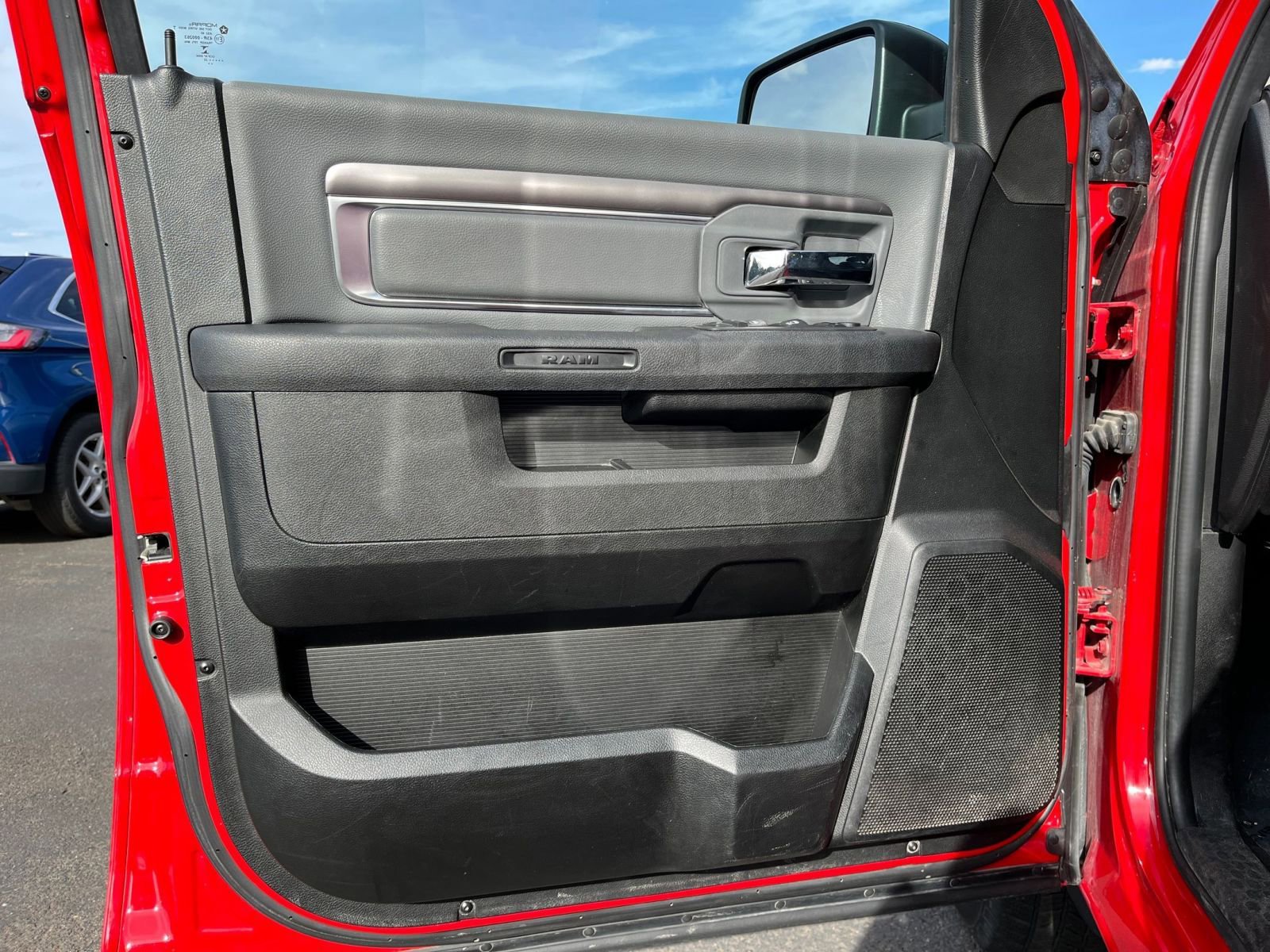 Thumbnail: 2022 RAM 1500 Classic - 18