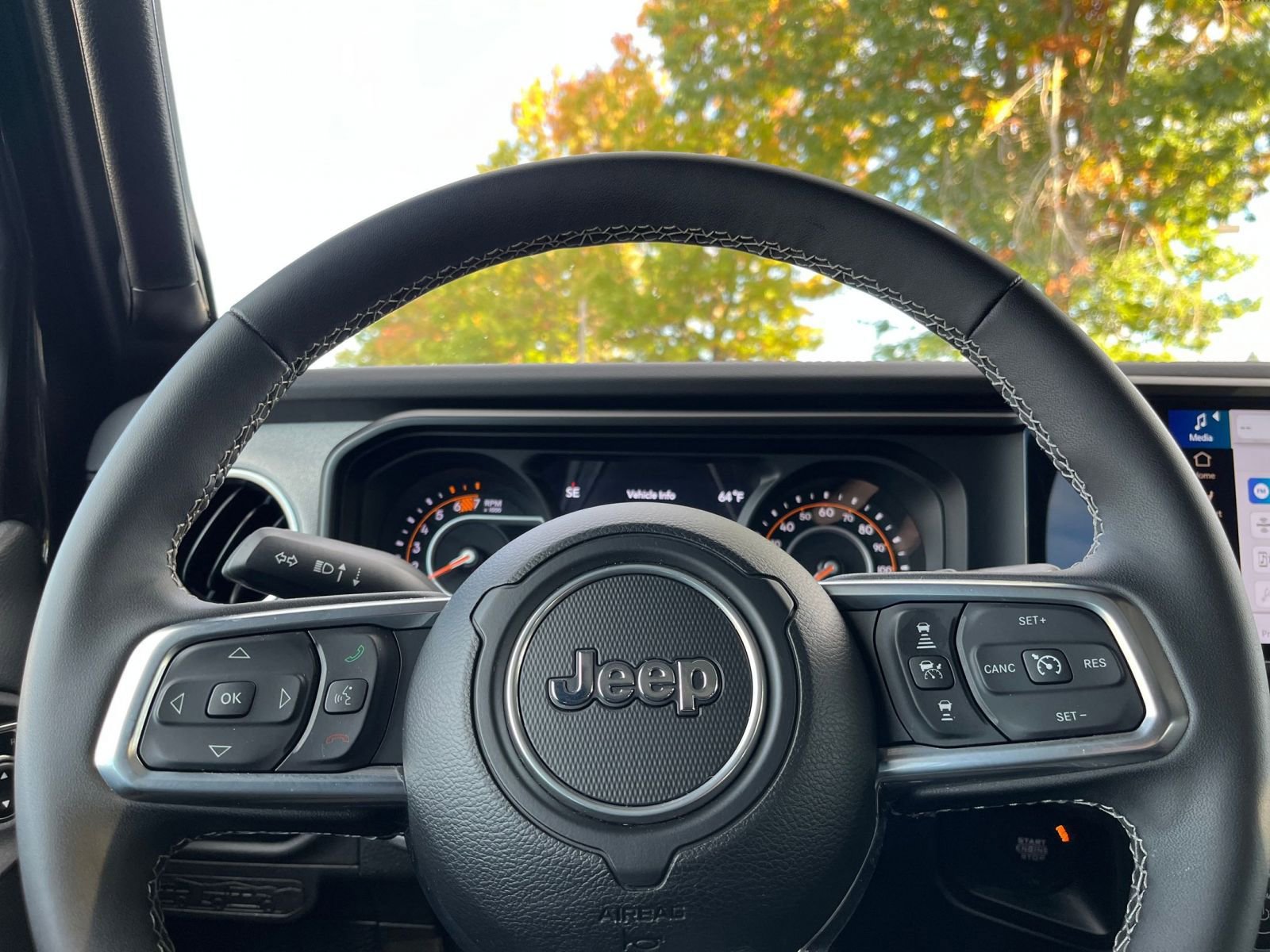 Thumbnail: 2025 Jeep Wrangler - 27