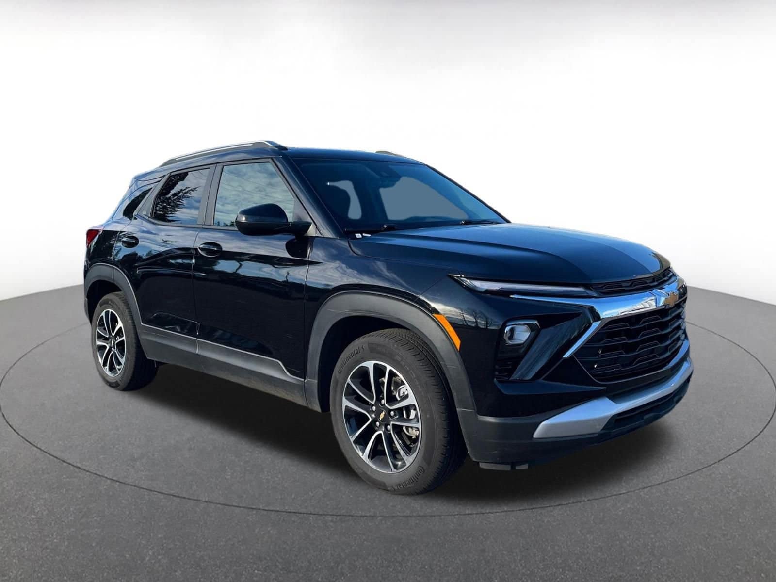 Thumbnail: 2025 Chevrolet TrailBlazer - 1