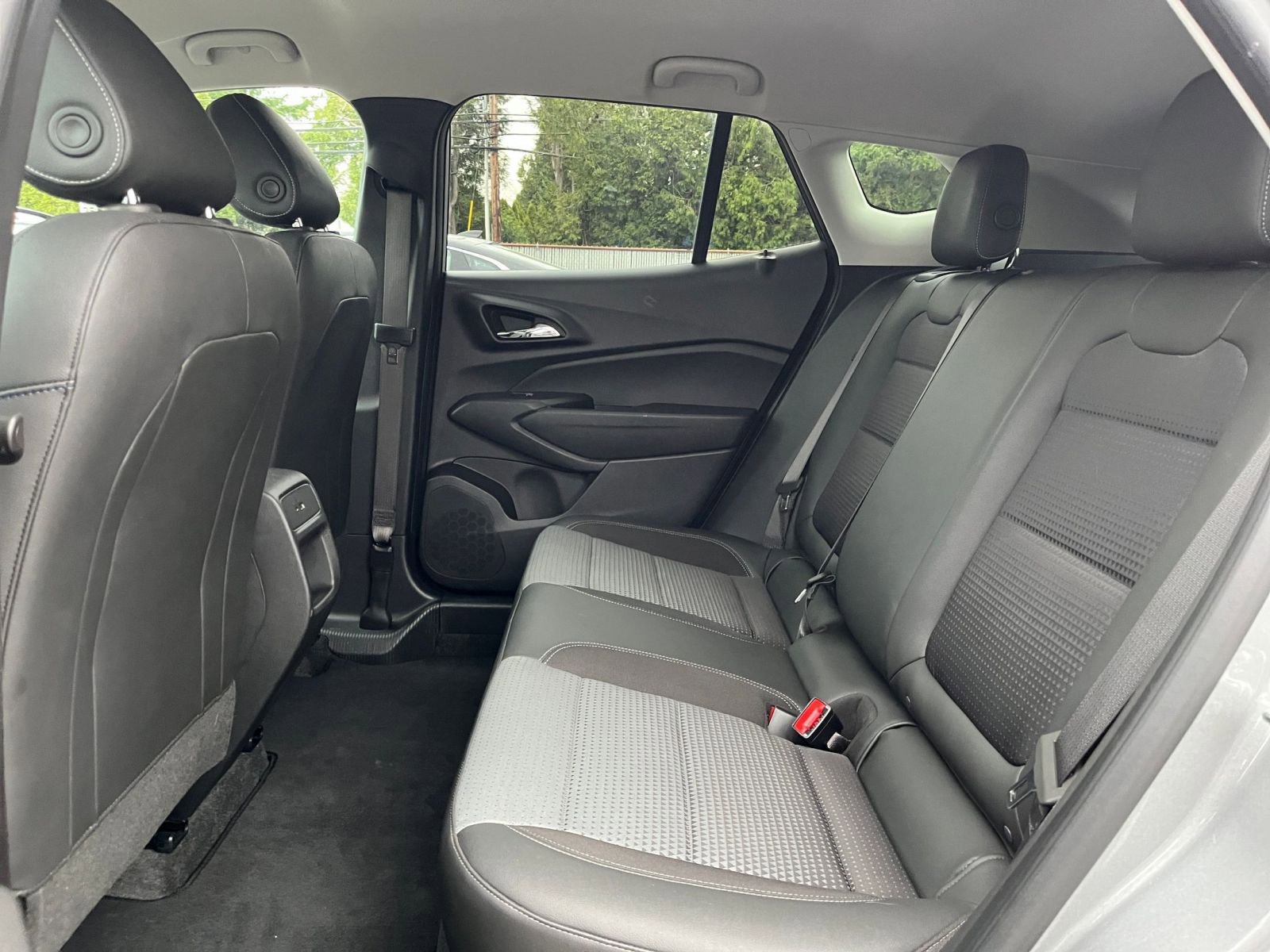 Thumbnail: 2025 Chevrolet Trax - 24