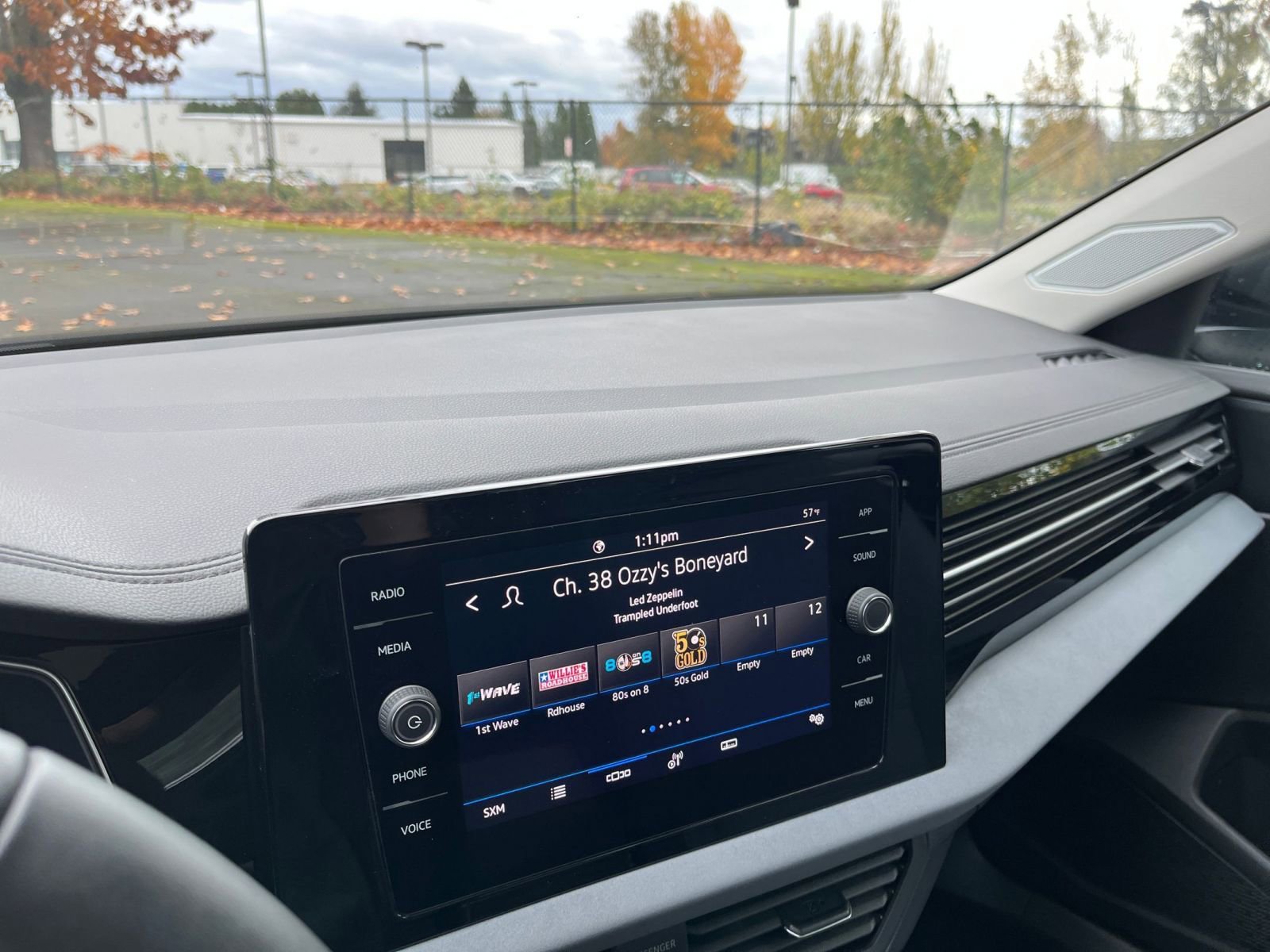 Thumbnail: 2025 Volkswagen Jetta - 18