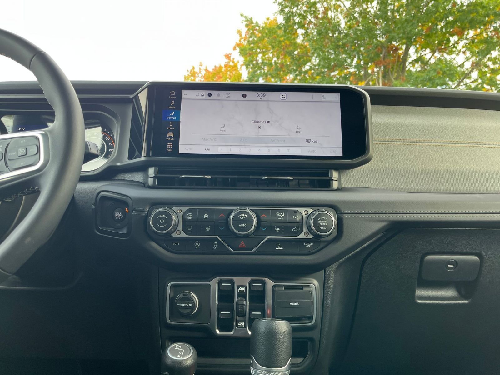 Thumbnail: 2025 Jeep Wrangler - 21