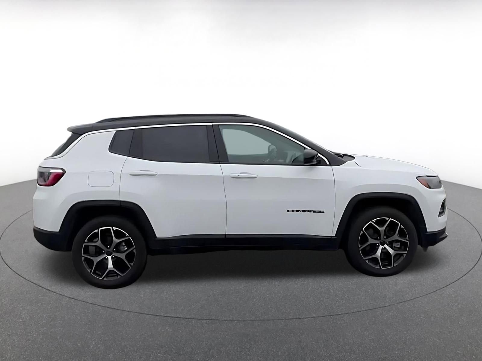 Thumbnail: 2025 Jeep Compass - 16