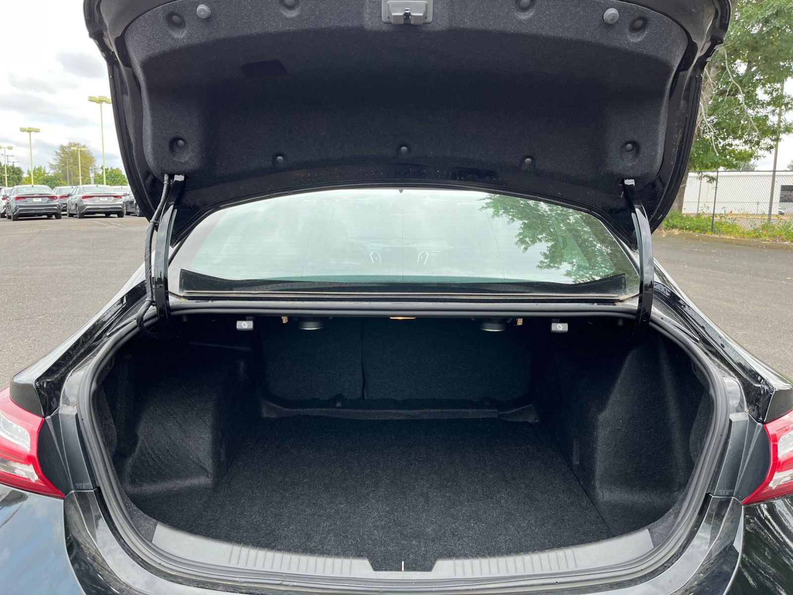 Thumbnail: 2024 Chevrolet Malibu - 32