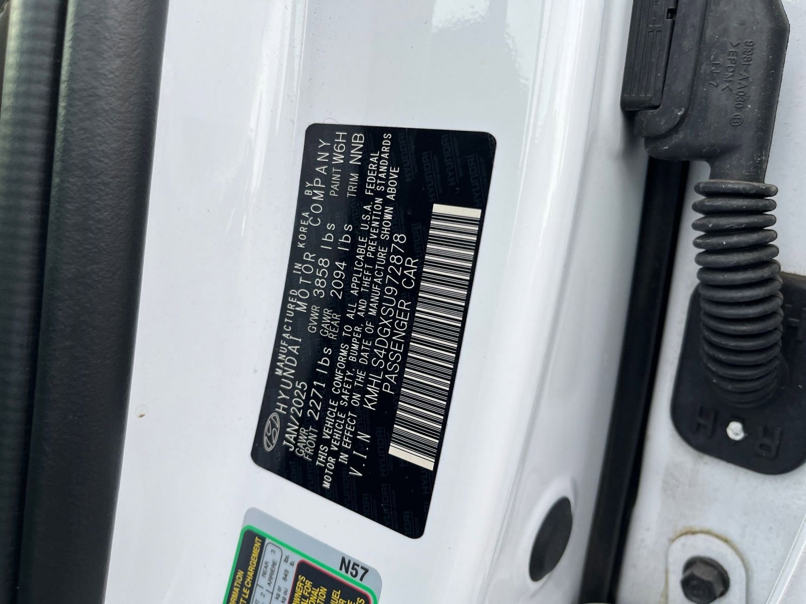 Thumbnail: 2025 Hyundai Elantra - 30