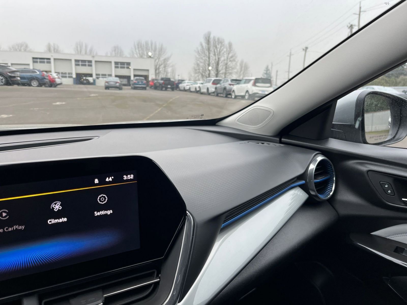 Thumbnail: 2025 Chevrolet Trax - 33