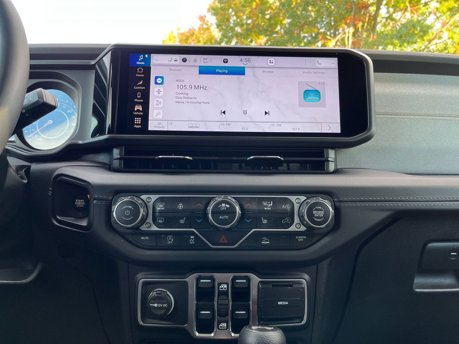 Thumbnail: 2025 Jeep Wrangler - 21