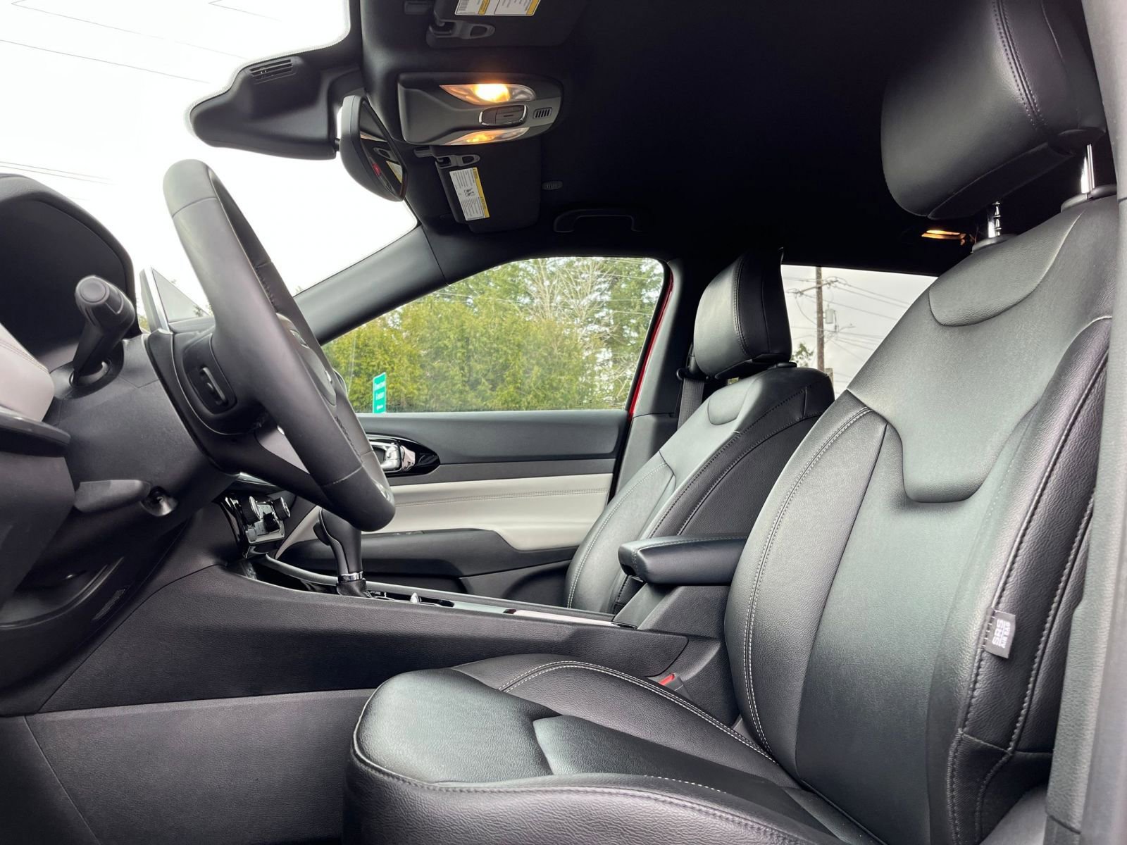 Thumbnail: 2025 Jeep Compass - 29