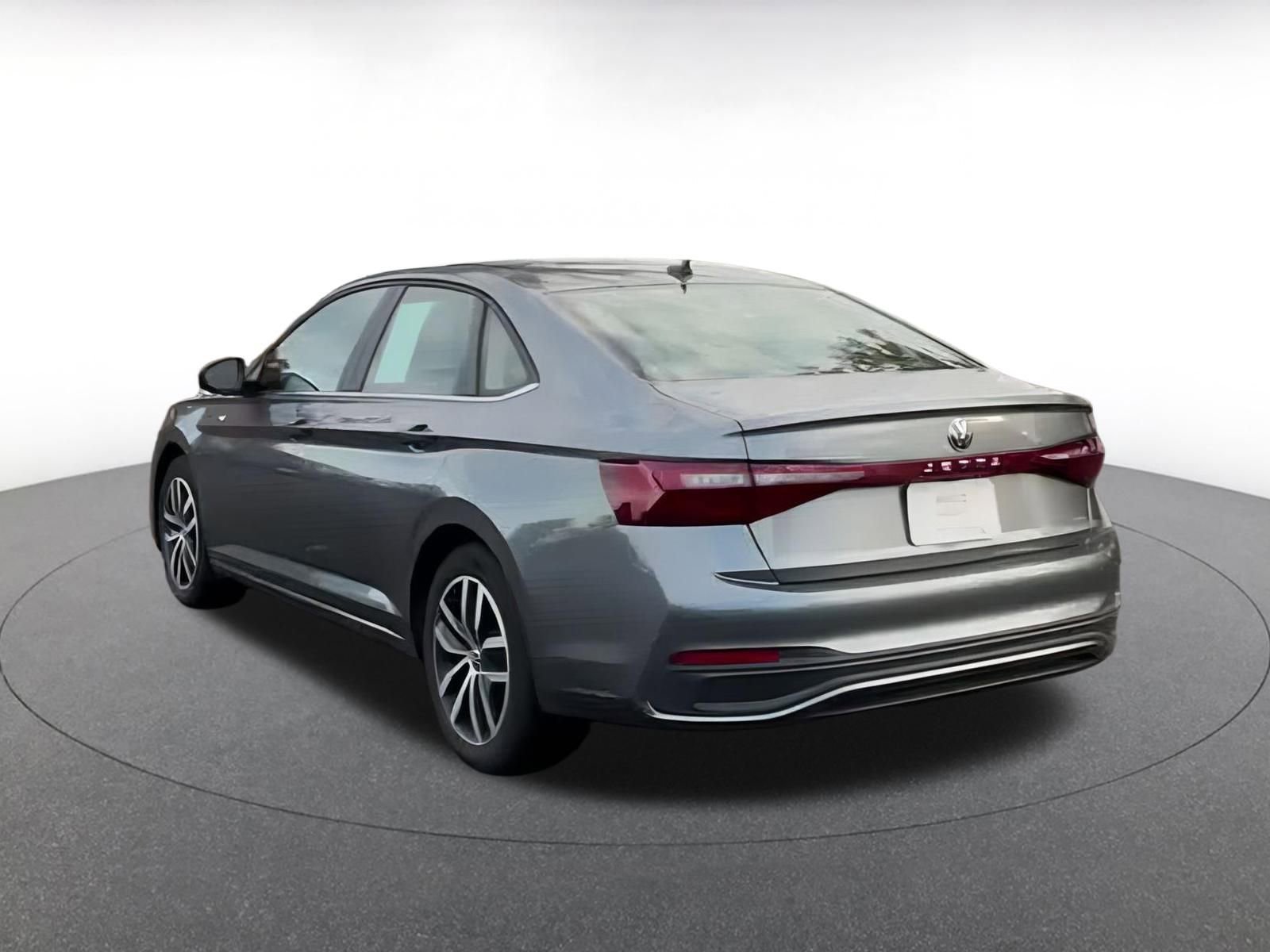 Thumbnail: 2025 Volkswagen Jetta - 14