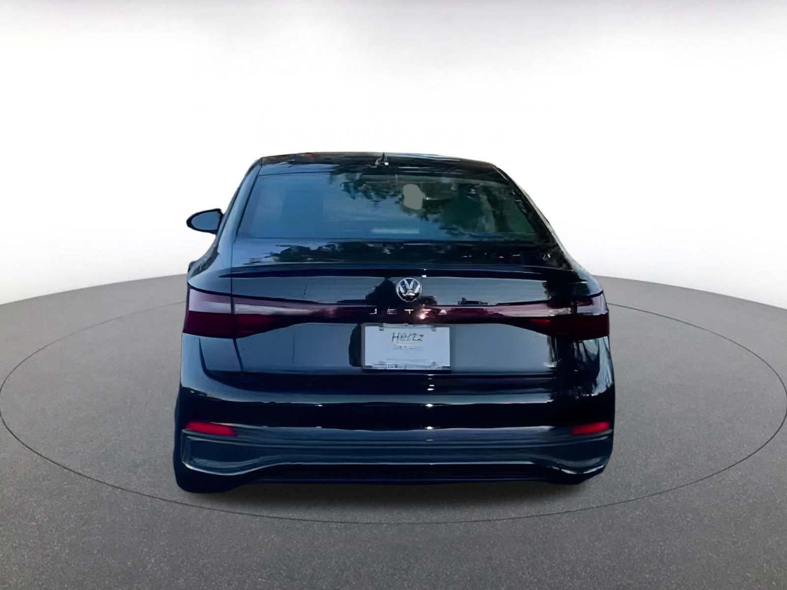 Thumbnail: 2025 Volkswagen Jetta - 12