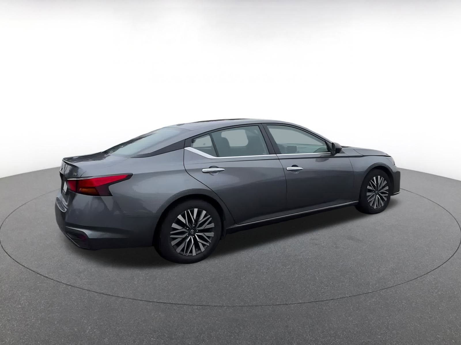 Thumbnail: 2024 Nissan Altima - 15