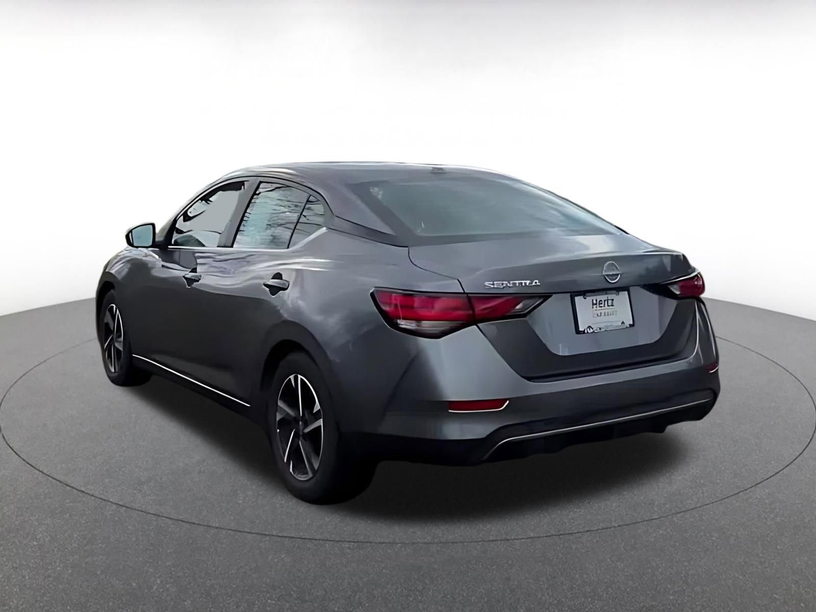 Thumbnail: 2025 Nissan Sentra - 10