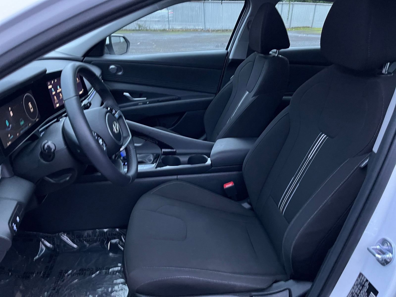 Thumbnail: 2025 Hyundai Elantra - 27