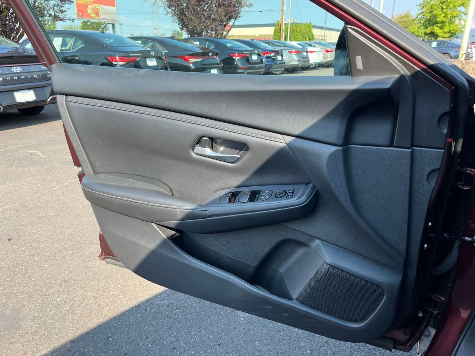 Thumbnail: 2024 Nissan Sentra - 20