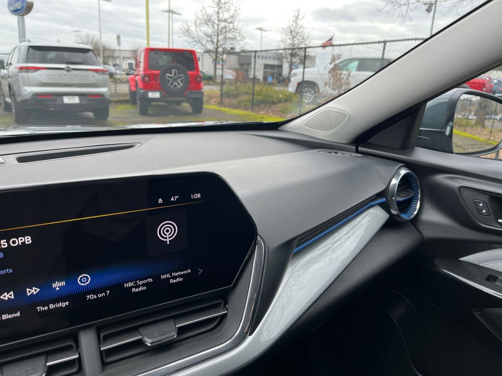 Thumbnail: 2025 Chevrolet Trax - 34