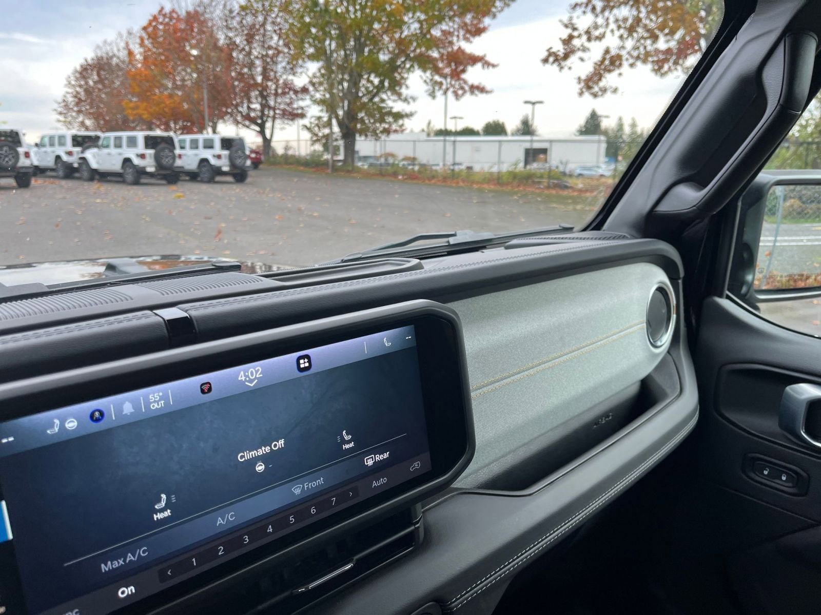 Thumbnail: 2025 Jeep Wrangler - 34