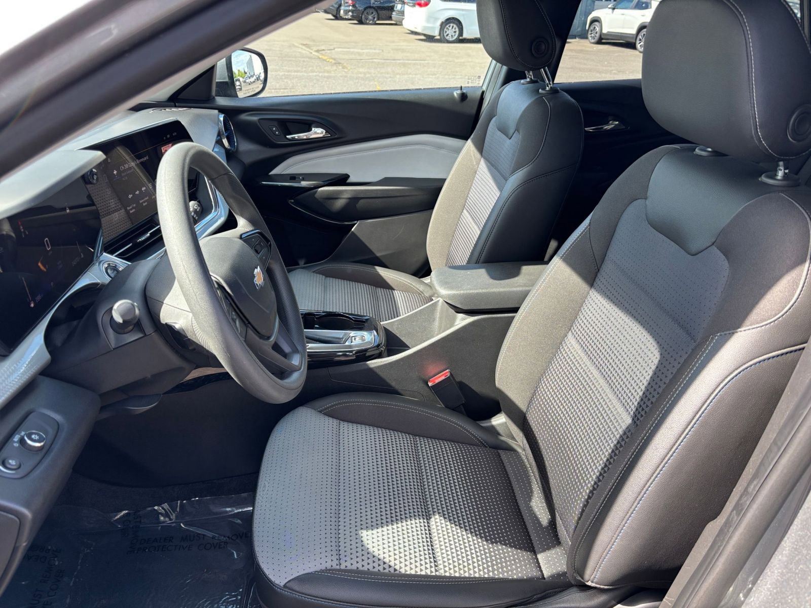 Thumbnail: 2025 Chevrolet Trax - 35