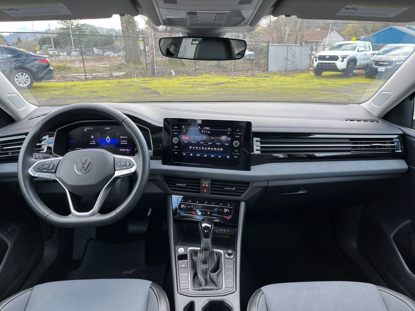 Thumbnail: 2025 Volkswagen Jetta - 33