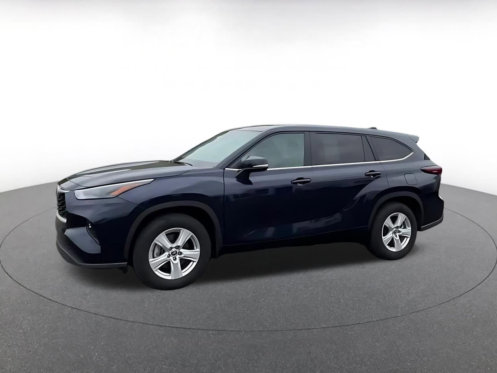 Thumbnail: 2025 Toyota Highlander - 9