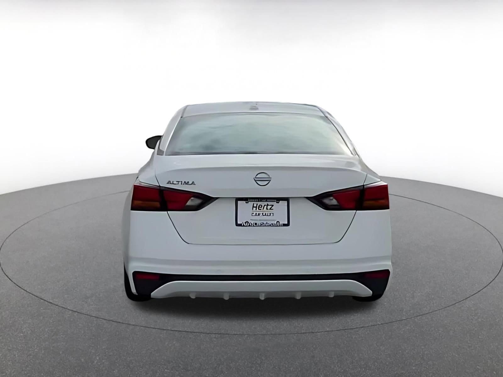 Thumbnail: 2025 Nissan Altima - 11