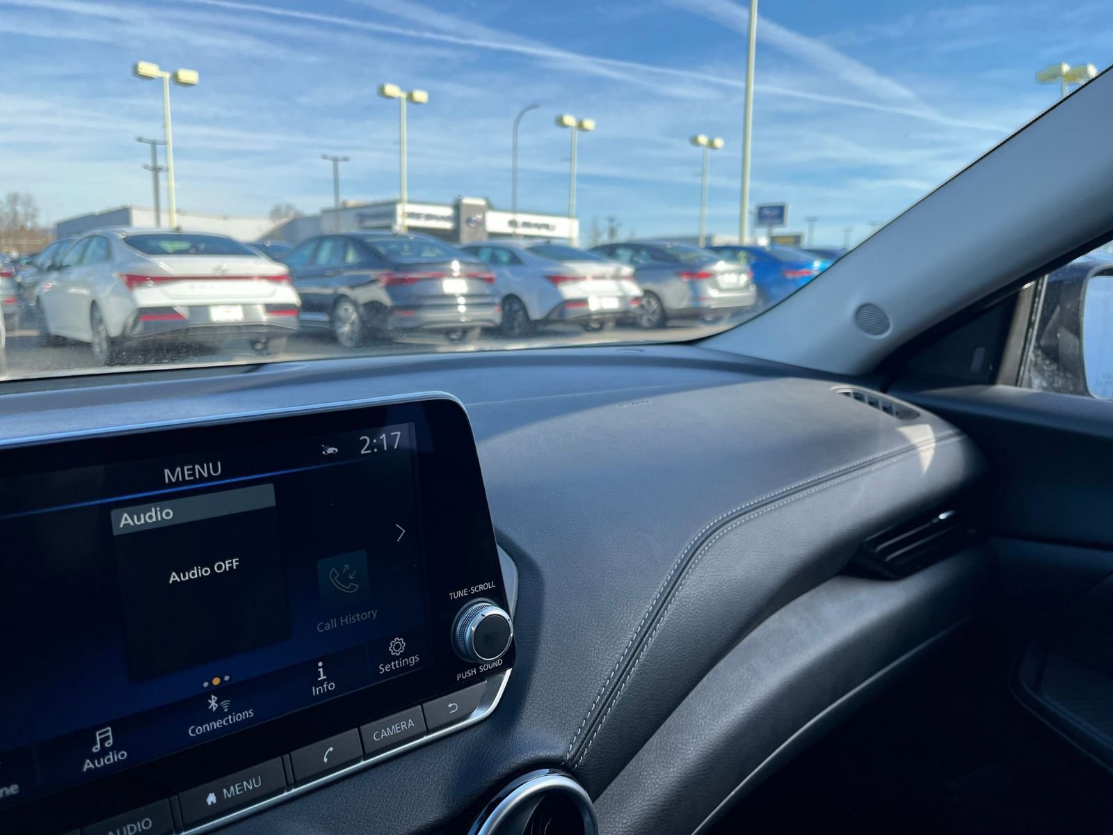 Thumbnail: 2025 Nissan Sentra - 33