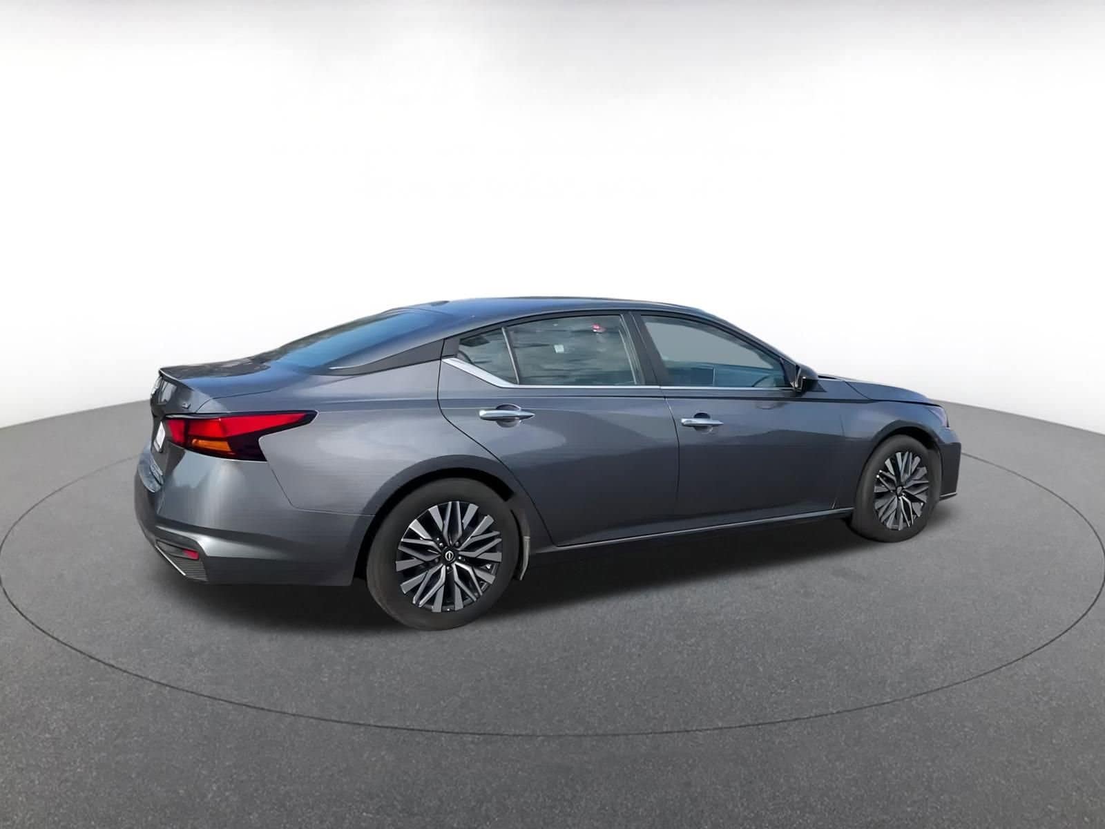 Thumbnail: 2024 Nissan Altima - 15