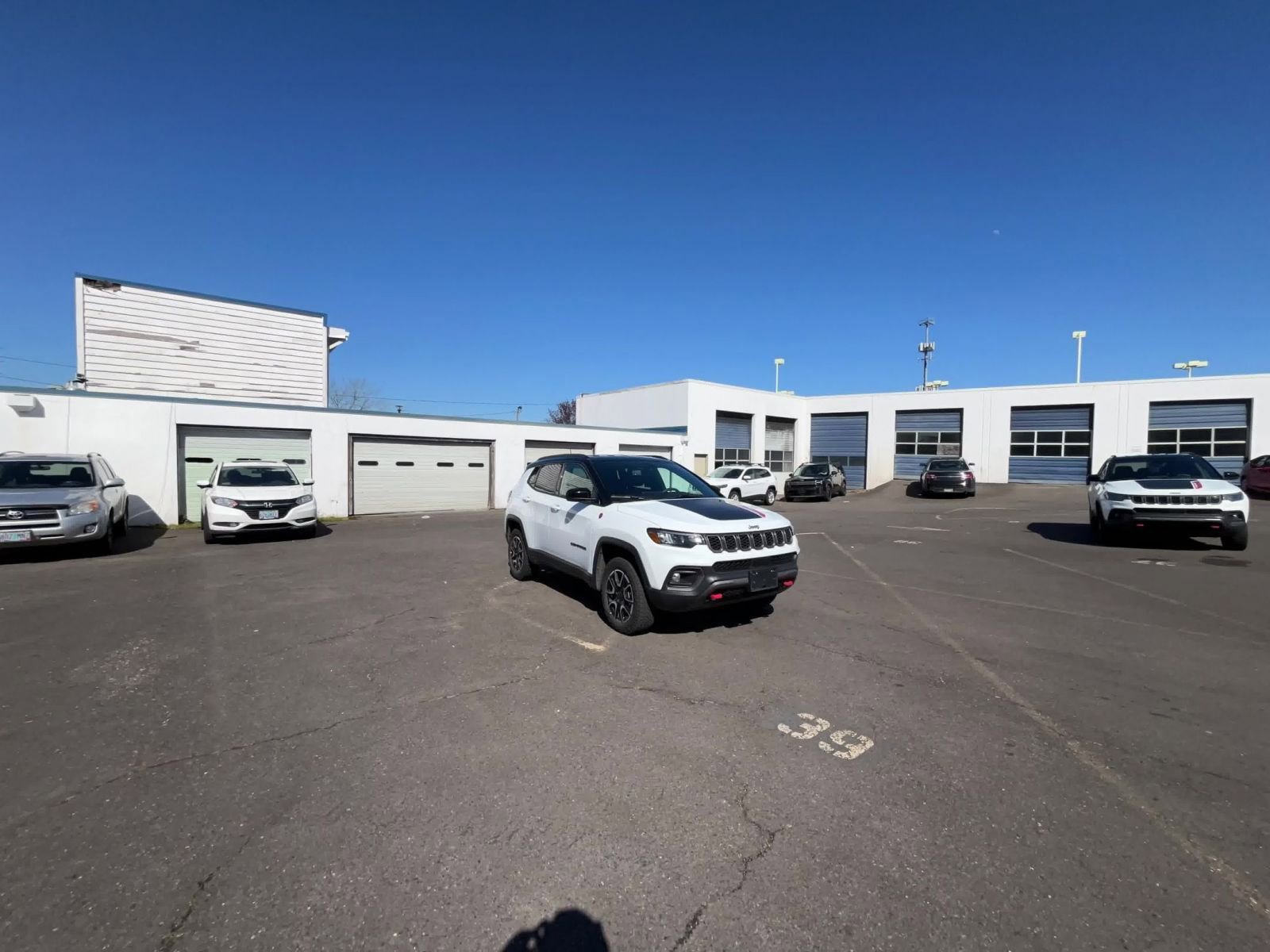 Thumbnail: 2025 Jeep Compass - 15