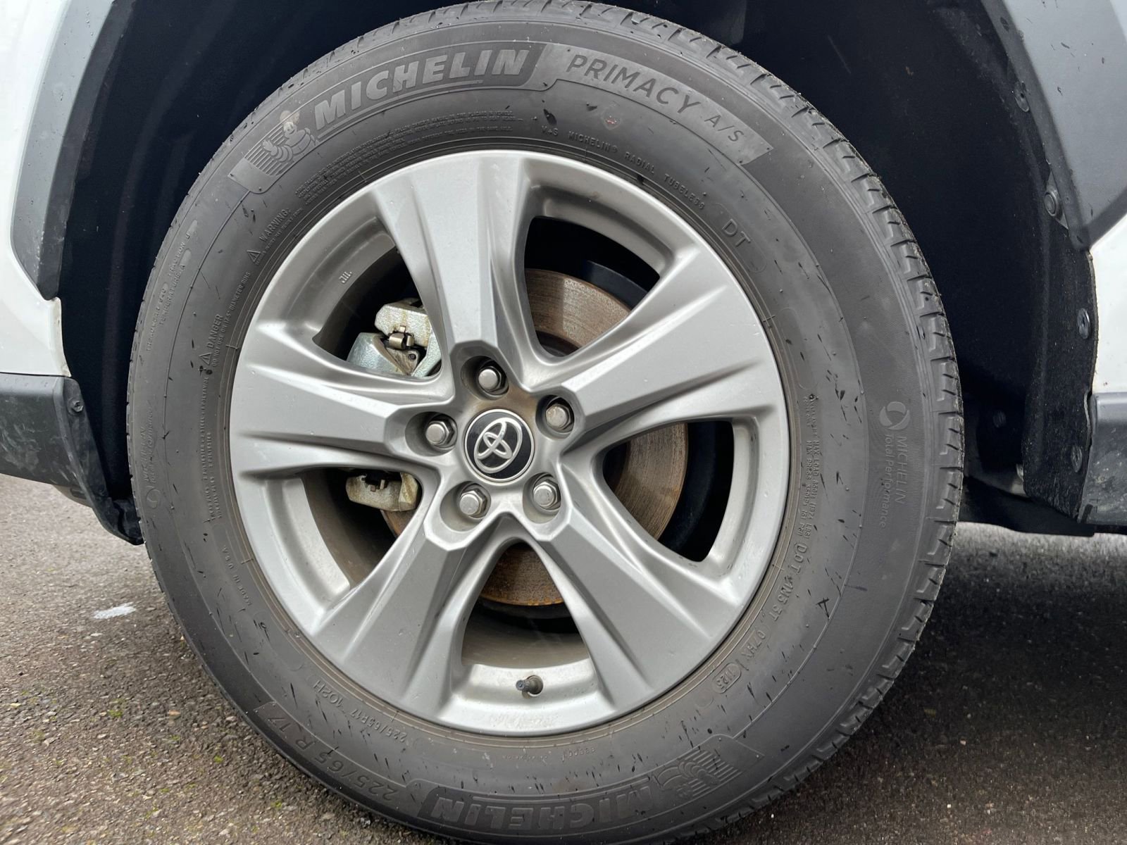 Thumbnail: 2025 Toyota RAV4 - 29