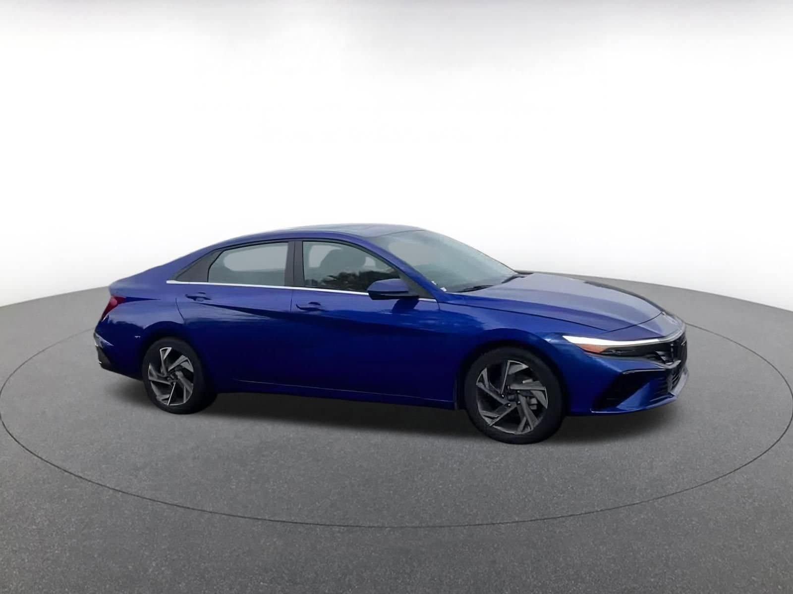 Thumbnail: 2025 Hyundai Elantra - 2