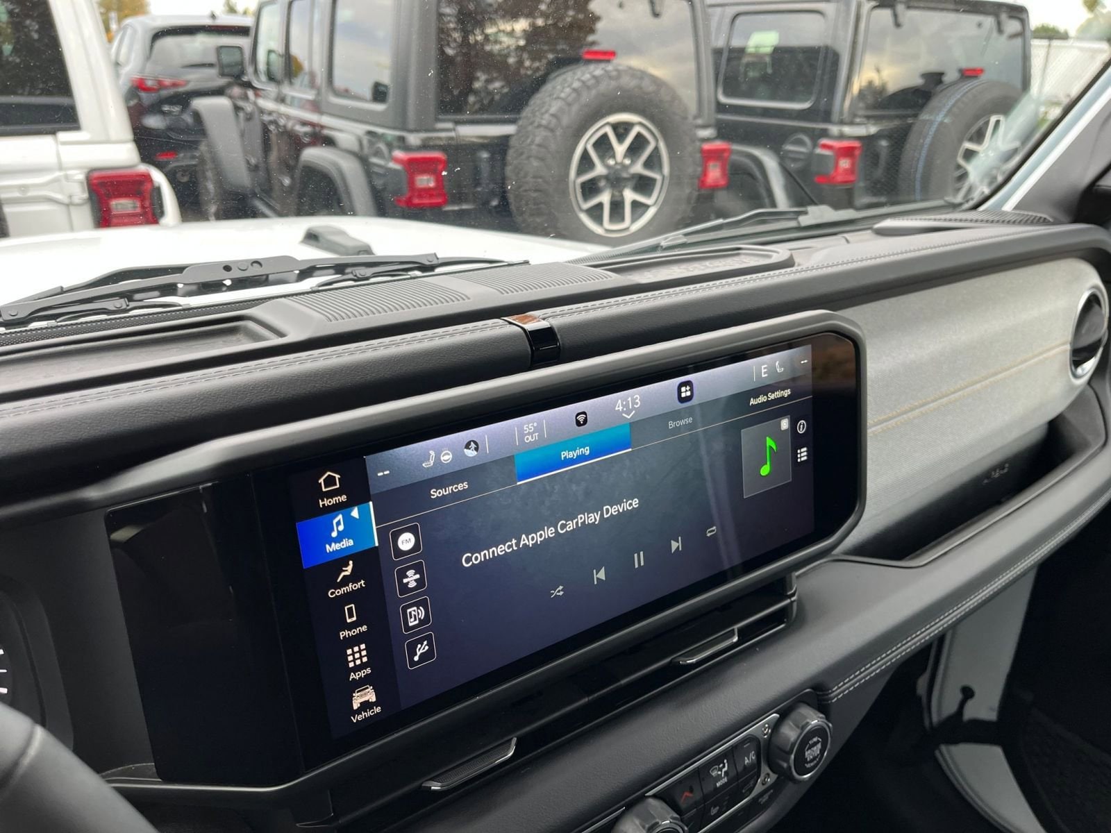 Thumbnail: 2025 Jeep Wrangler - 18