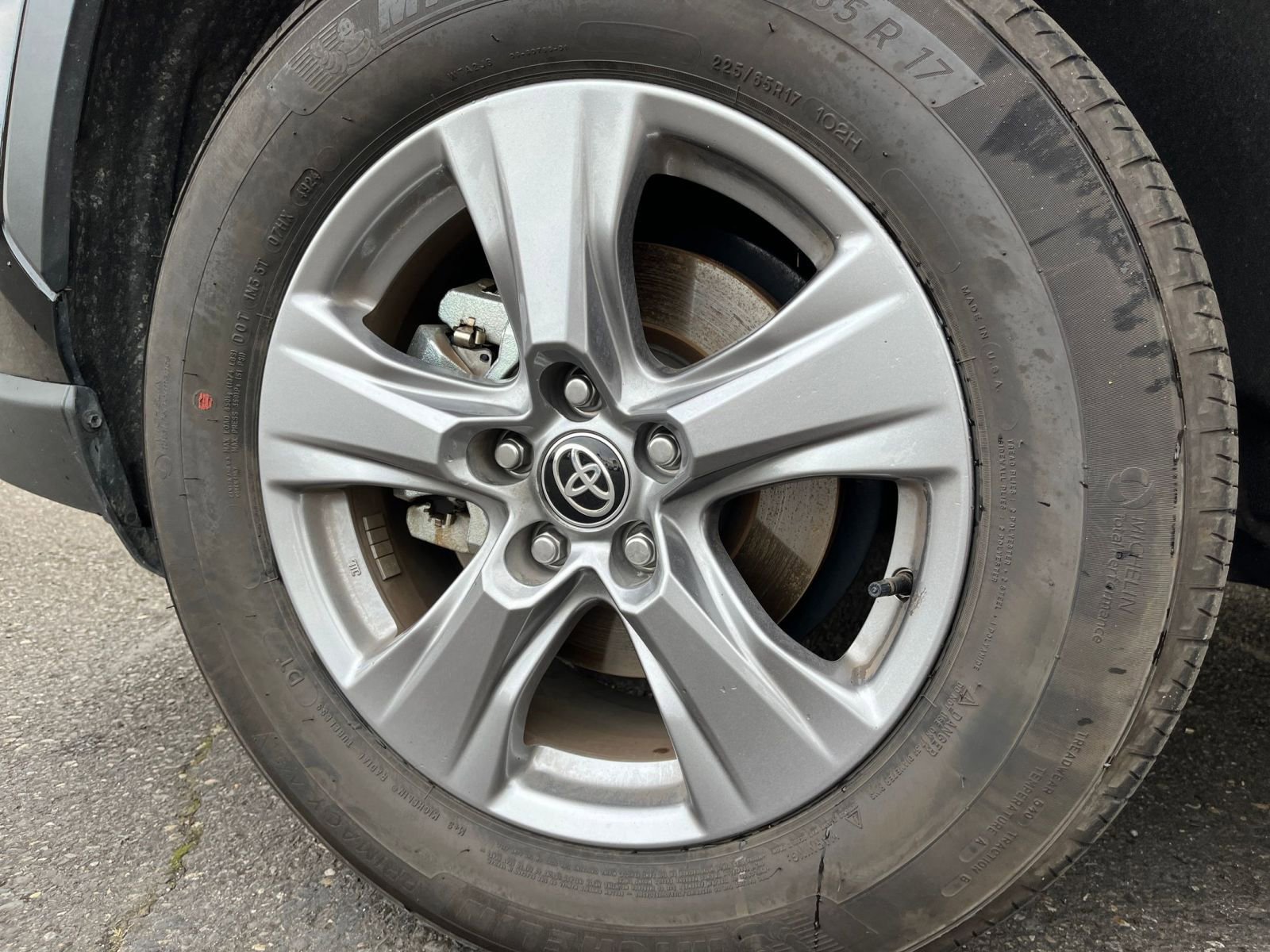 Thumbnail: 2025 Toyota RAV4 - 29