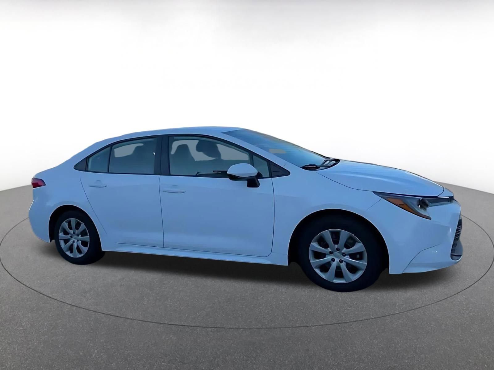 Thumbnail: 2025 Toyota Corolla - 9