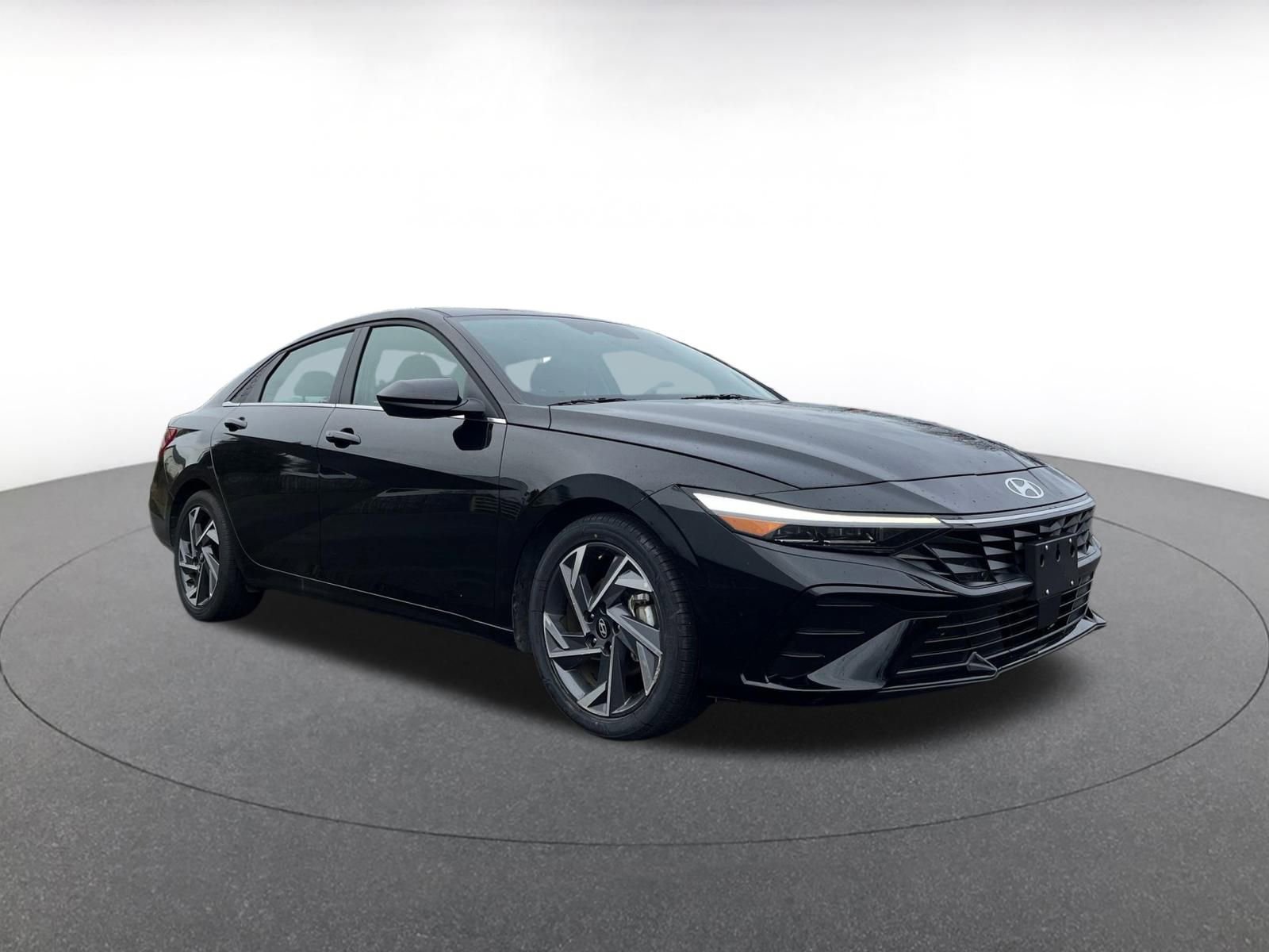 Thumbnail: 2025 Hyundai Elantra - 1