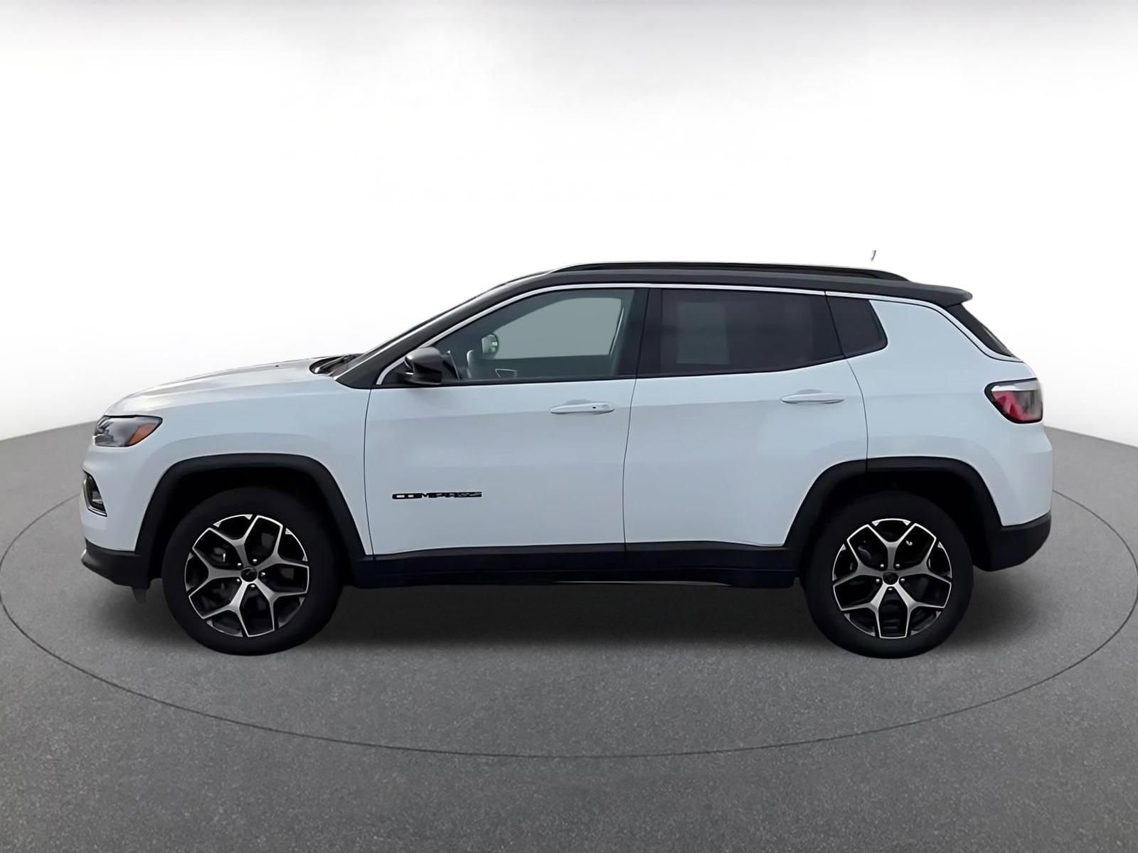 Thumbnail: 2025 Jeep Compass - 9