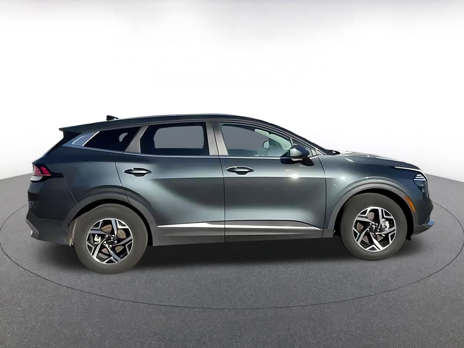 Thumbnail: 2025 Kia Sportage - 17