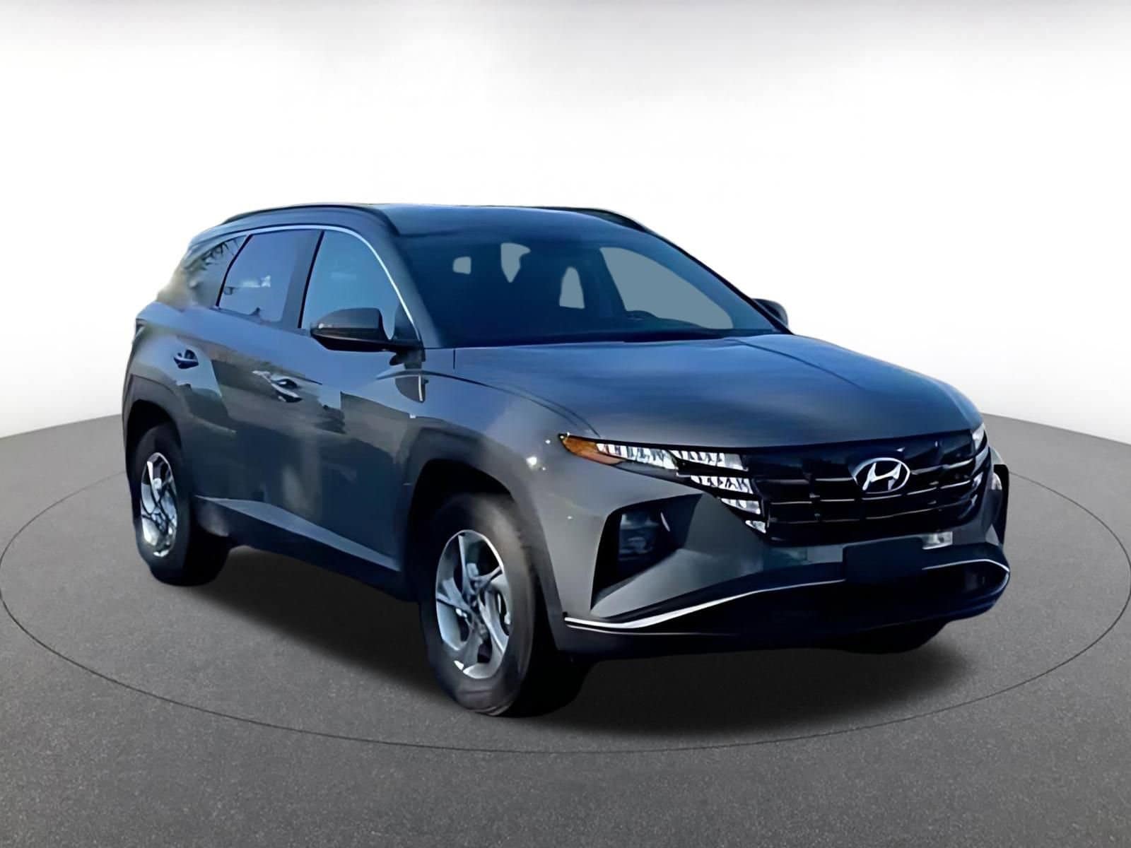 Thumbnail: 2024 Hyundai Tucson - 3