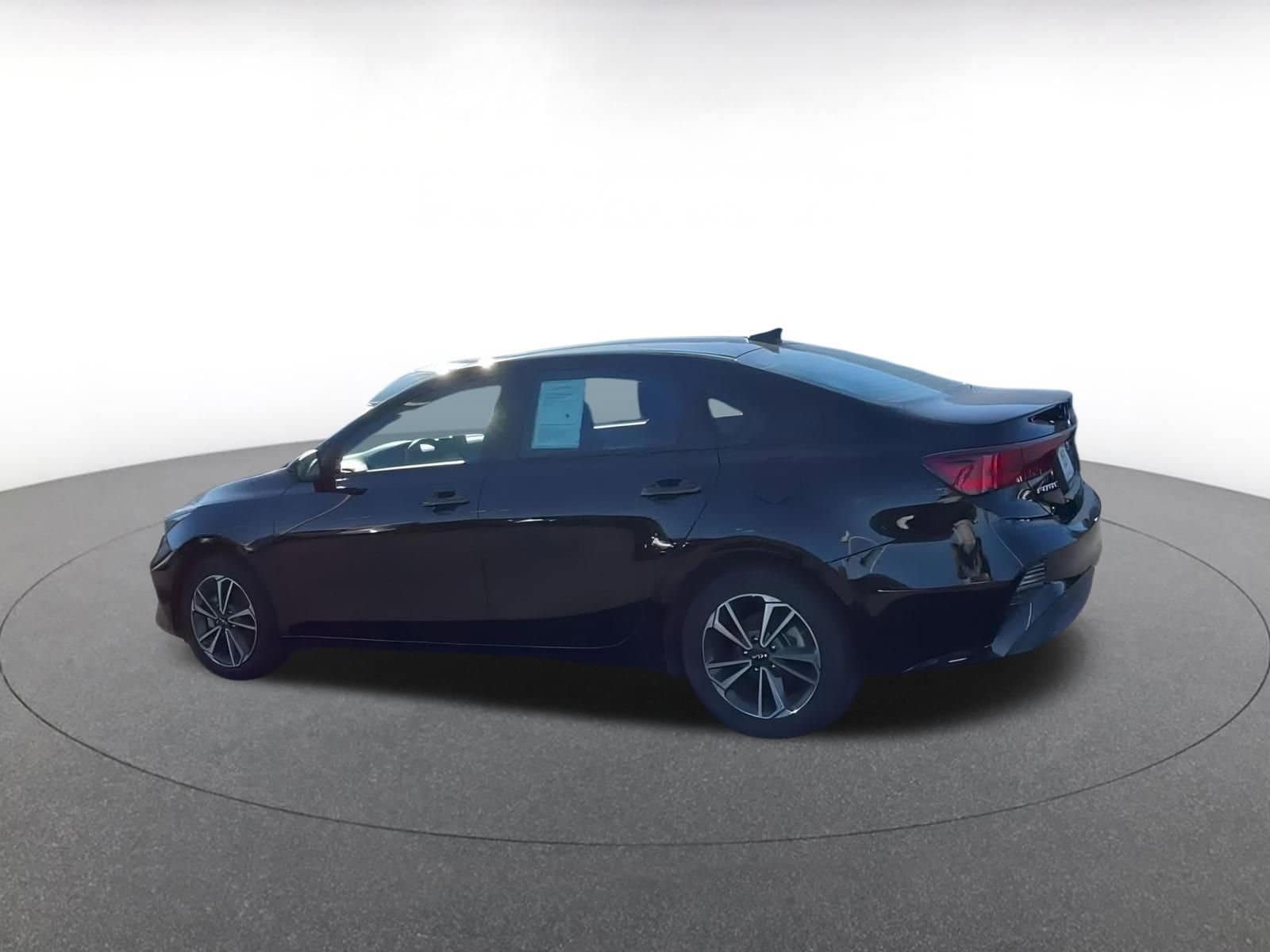 2024 Kia Forte LXS 10